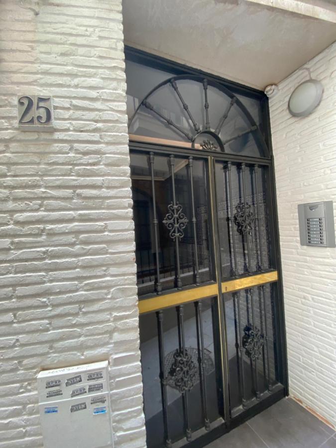 Acogedor Apartamento Placentines เซบีญา ภายนอก รูปภาพ